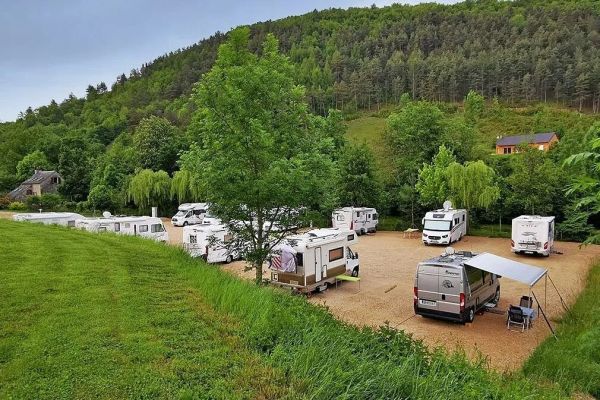 Itinéraire en camping-car dans l’ain avec le camping kanopée