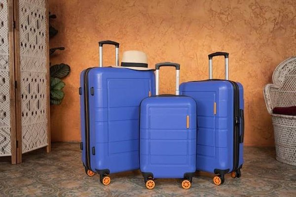 Quelle est la meilleure valise pour les seniors ? Comparaison de 5 marques populaires