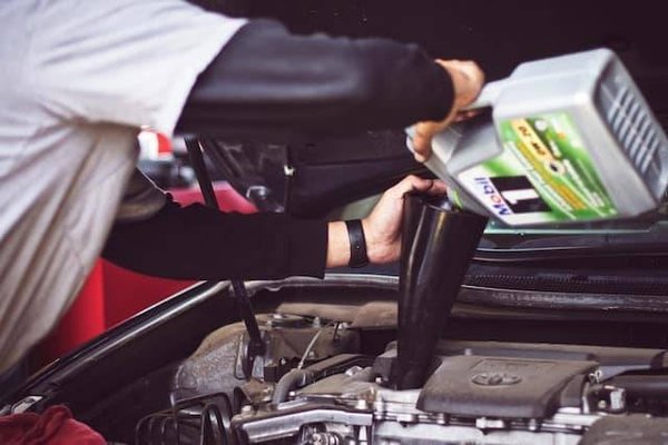 Conseils pour un road trip en toute sécurité quand on est senior