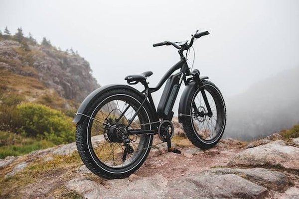 Découverte de l'Ardèche à vélo : Guide complet pour une aventure inoubliable sur la voie verte
